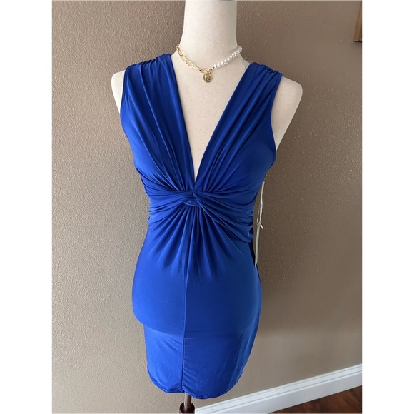 Dresses & Skirts - Twist Front Royal Blue Dress